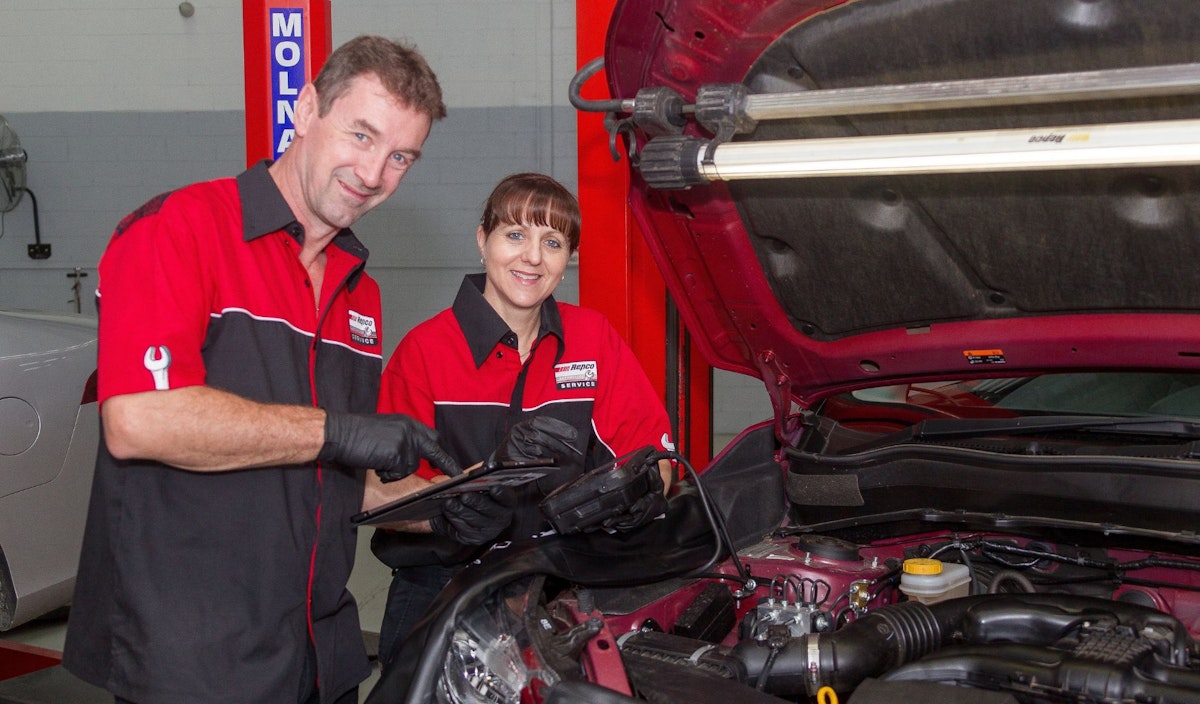 Power Drive Automotive Repairs Car Service in Knoxfield